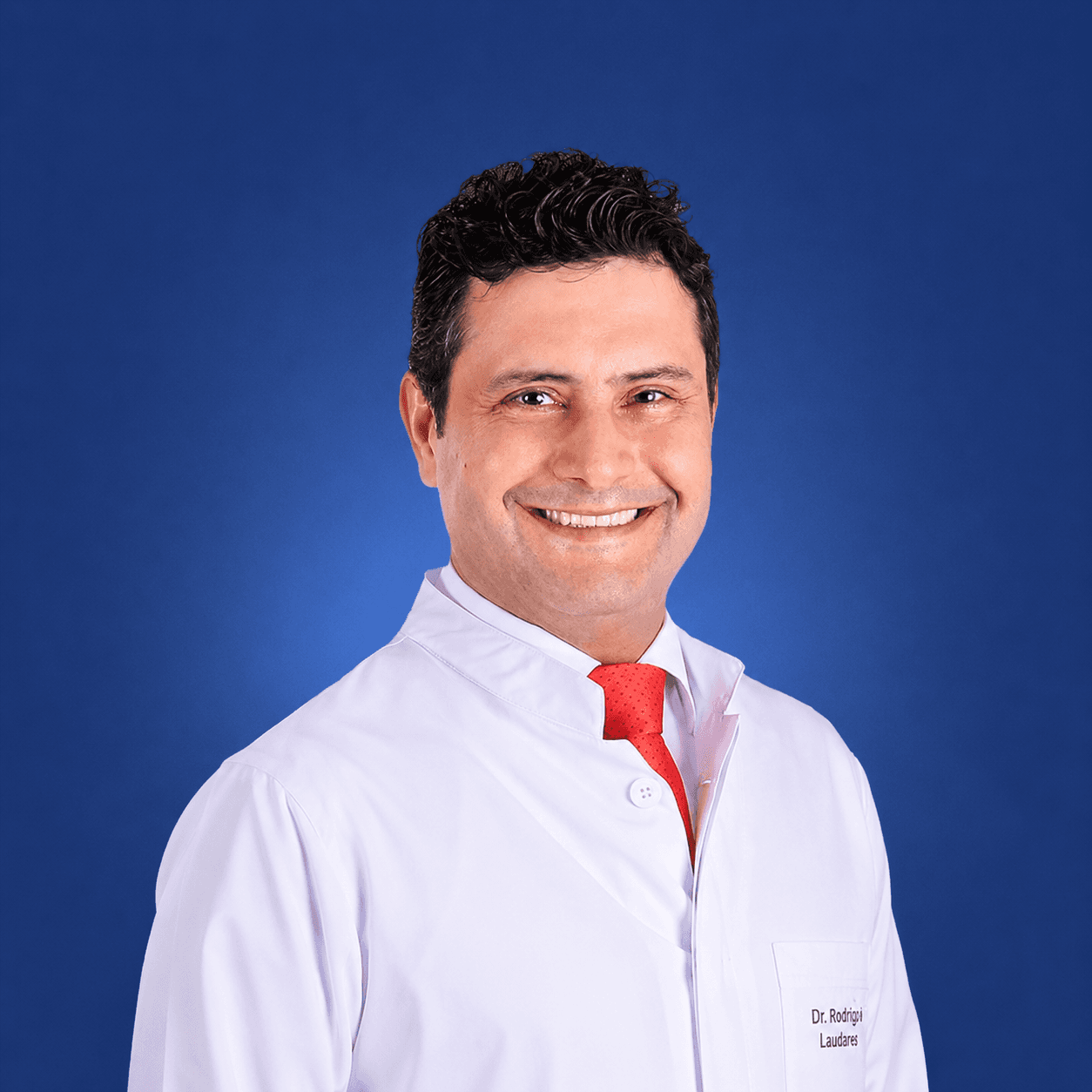 Dr. Rodrigo Laudares Moreira, responsável técnico da Laudares Odontologia